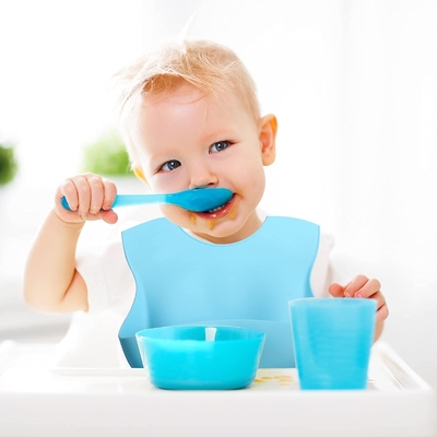 آب جوش مقاوم در برابر گرد و غبار برای تغذیه کودک پیش بند سیلیکونی محکم و ضد حساسیت