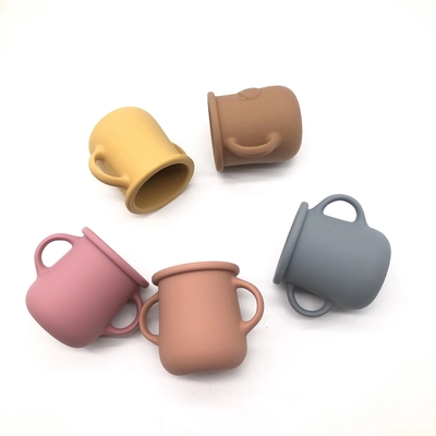 2023 طرح جدید BPA Free Baby Bear Shaped Baby Cute آموزش فنجان نی سیلیکونی کودک نوپا